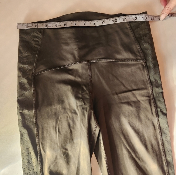 Lululemon Leggings Green Womens Size 8 Floral Perforated Mid Rise - Picture 5 of 7